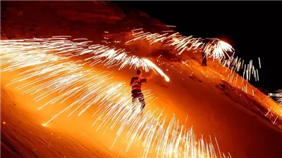 تسببت في حرق سيارة، ما هي لعبة الخريس المنتشرة بين أطفال الأردن في رمضان؟