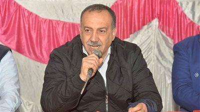  ترخيص 73 منشأة وتشغيل 725 مواطن ومنح 754 شهادة مزاولة مهنة باسيوط