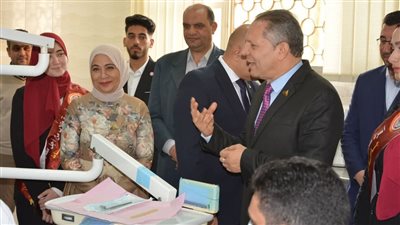 رئيس جامعة دمياط يدشن مبادرة 