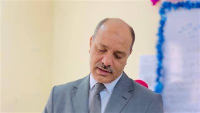 مدير تعليم الإسكندرية يتفقد انتظام الدراسة ويشيد بانضباط العملية التعليمية