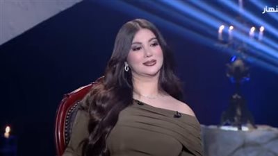 تخنانة 17 كيلو، هدى الإتربي تكشف حقيقة إجرائها عمليات تجميل(فيديو)