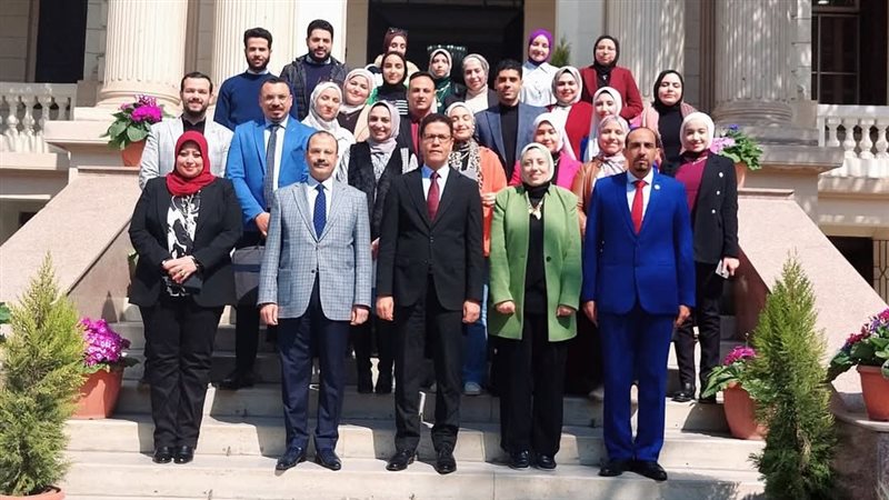 رئيس جامعة بنها خلال