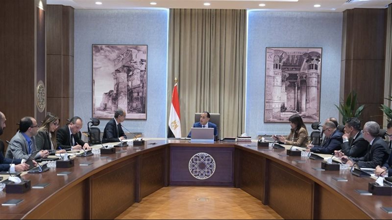 اجتماع برئاسة الدكتور