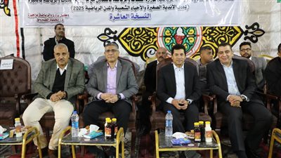 وزير الرياضة ومحافظ الجيزة يفتتحان الملعب الخماسي بمركز شباب الجيزة في ليلة رمضانية