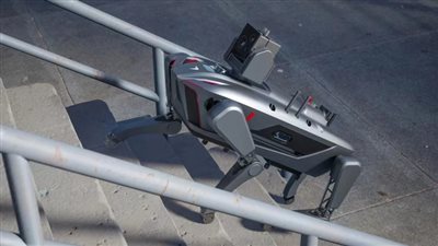 يشبه الحشرة، الصين تطور روبوت لاستخراج المعادن من الأجرام السماوية 