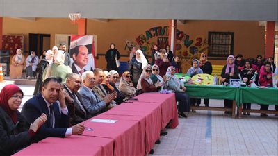 وكيل التعليم بالإسماعيلية يشهد احتفالية مدرسة الطائف بيوم العلوم (صور) 