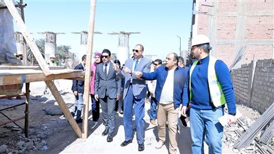 محافظ سوهاج يتفقد أعمال إنشاء كوبري أعلى مزلقان الروافع وتوسعة الكورنيش الغربي