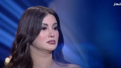 سابته قبل الفرح بأسبوع، هدى الإتربى تدخل في نوبة بكاء بسبب خطيبها(فيديو)