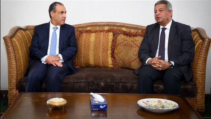 وزير الخارجية ورئيس