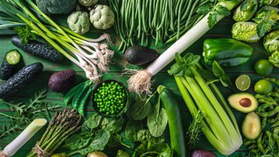 انخفاض الفلفل وورق العنب، أسعار الخضار اليوم في سوق العبور