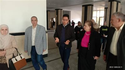 تمهيدًا لافتتاحه، رئيس جامعة بنها يتفقد مبنى المعامل المركزية بكفر سعد