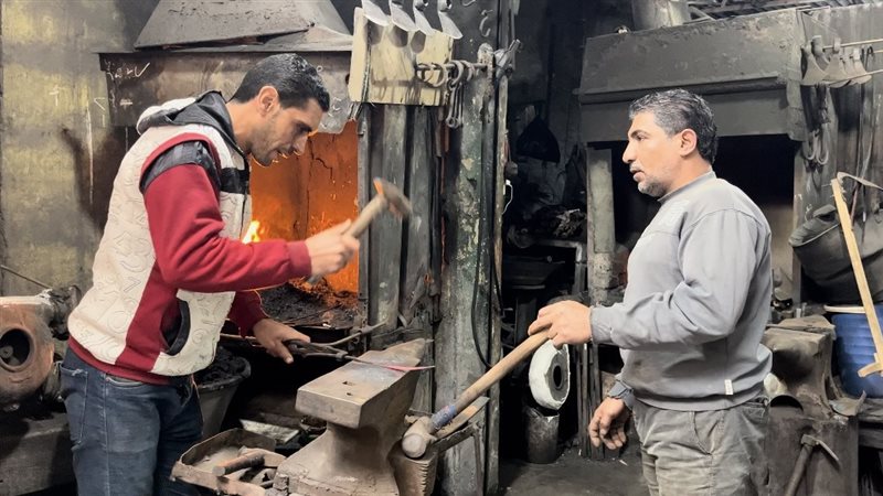 أصحاب مهنة الحدادة