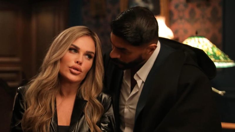 نيكول سابا، فيتو