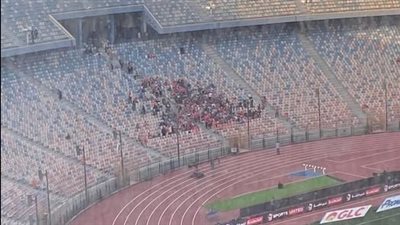 رغم تهديد الأهلي بالانسحاب، جماهير الأحمر تبدأ التوافد إلى ستاد القاهرة