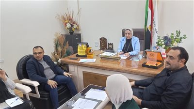 منى عثمان وكيل الوزارة تعقد الاجتماع التحضيري لتنفيذ الإفطار بمراكز التخاطب بالدقهلية