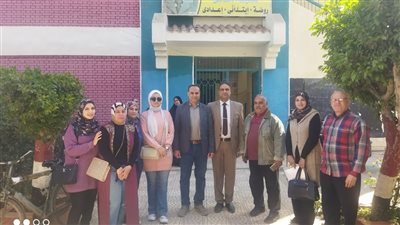 وكيل صحة الشرقية يتابع فحص إبصار طلاب المدارس بشيبة 