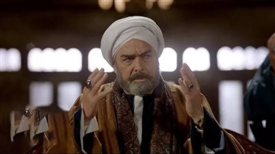 أحمد عبد العزيز يخطف الأضواء بشخصية 