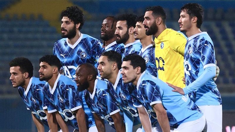 فريق بيراميدز، فيتو
