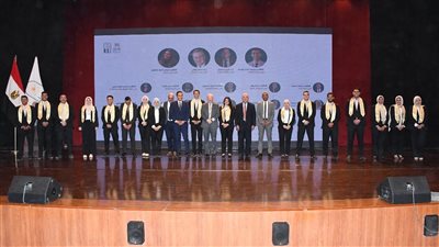 جامعة حلوان تحتفل بتنصيب اتحاد طلابها 