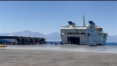 تداول 13 ألف طن بضائع و680 شاحنة بموانئ البحر الأحمر