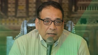 هيثم أبو زيد يقدم 