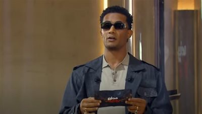 محمد رمضان يتعهد بسداد قرض مستحق على مواطن بالإسكندرية (فيديو)