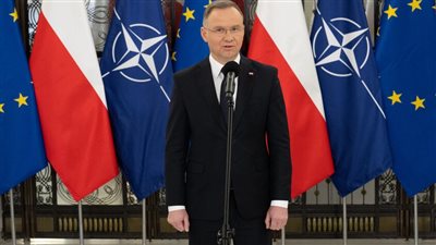 فاينانشال تايمز: بولندا تدعو واشنطن لنشر أسلحة نووية على أراضيها