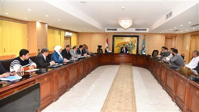 نائب محافظ الفيوم يتابع معدلات تنفيذ مشروعات الخطة الاستثمارية