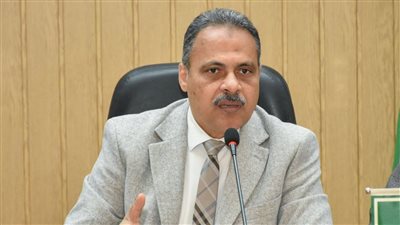 رفع 5.8 طن قمامة ومخلفات مباني من محافظة الشرقية   