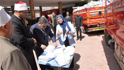 الدقهلية تتسلم 4 آلاف شنطة مواد غذائية من الأوقاف (صور)