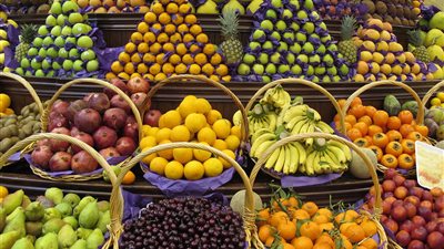  سعر الفاكهة اليوم، تحرك مفاجئ للموز البلدي وانخفاض جديد في الخوخ