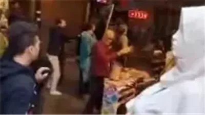 أول صور لاقتحام 4 بلطجية مائدة رحمن في الحسين والأمن يكثف جهوده لضبطهم