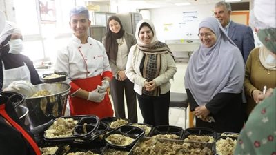 توفير 230 وجبة يوميًا للأسر الأولى بالرعاية خلال شهر رمضان بدمياط (صور)