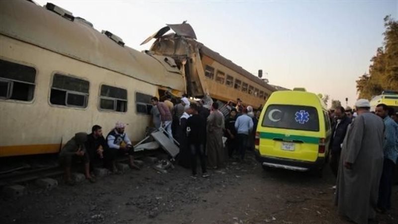 تصادم قطار بسيارة