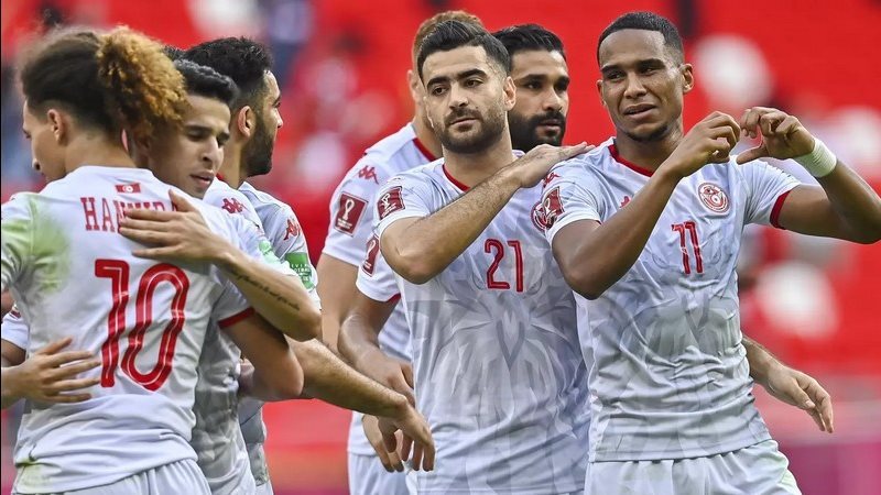 سيف الجزيري، فيتو