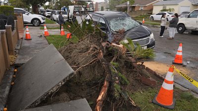 عاصفة مطرية قوية تضرب ولاية كاليفورنيا الأمريكية