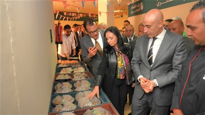 وزيرا التضامن والتربية والتعليم يزوران مقر بنك الطعام المصري