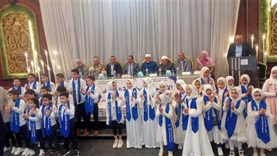 تكريم حفظة القرآن الكريم في مسابقة معهد أجا الأزهرى في الدقهلية
