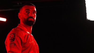 صلاح: هذا سر الاحتفال بالسلفي وأحب غناء جماهير ليفربول بأسمي 