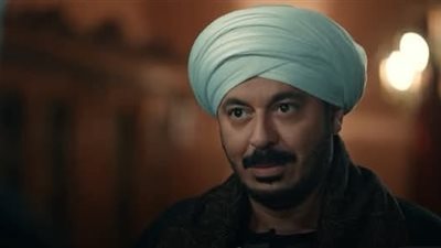 مسلسل حكيم باشا الحلقة 14، مصطفى شعبان يهدد رياض الخولي وأحمد فهيم 