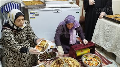 رمضان شهر الفرحة والخير، 400 وجبة يوميا من مطبخ الخير بزفتى لتوزيعها على الصائمين (فيديو)