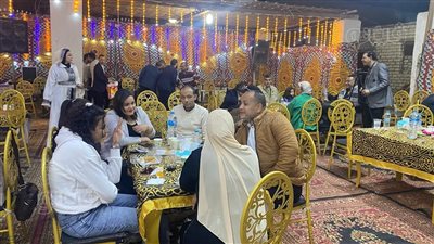 أبناء جلال باشا في المنيا يحتفلون بالإفطار السنوي المشترك بين المسلمين والأقباط (فيديو)