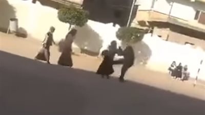 النيابة الإدارية تحقق في واقعة اعتداء مدير مدرسة بالضرب على طالبتين بالبحيرة