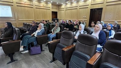 تصميم أدوية مبتكرة لمكافحة البكتيريا سالبة الجرام، ندوة بصيدلة عين شمس
