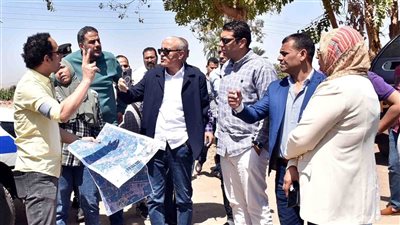 محافظ الأقصر يتفقد مسارات تنفيذ مشروع ازدواج خط طرد الحبيل (صور)