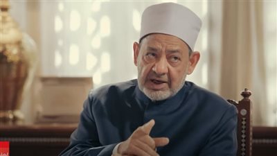 شيخ الأزهر: يبعث الله لهذه الأمة من يحميها من الغيوم السوداء التي تتدفق عليها من الغرب