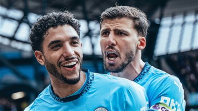 مانشستر سيتي يسقط في فخ التعادل أمام برايتون 2-2 في الدوري الإنجليزي (صور)