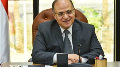 رئيس هيئة الدواء يبحث توطين صناعة مستحضرات الأورام