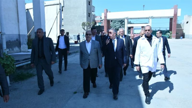 الرئيس التنفيذي للقابضة