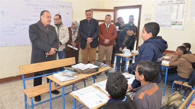 محافظ أسيوط يتفقد